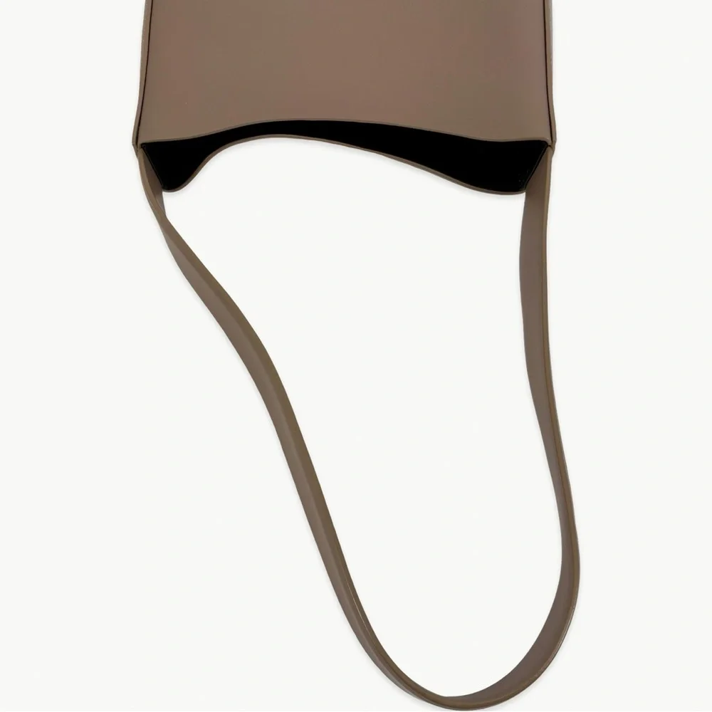 Closed Half Round 100% Calfskin Leather Tote Shoulder Bag | Grey - Picture 2 of 15